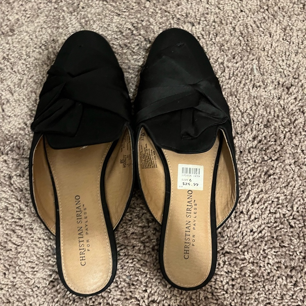 size 6 Christian Milano mules